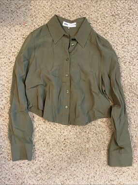 Zara Cropped Olive Button-Down Shirt